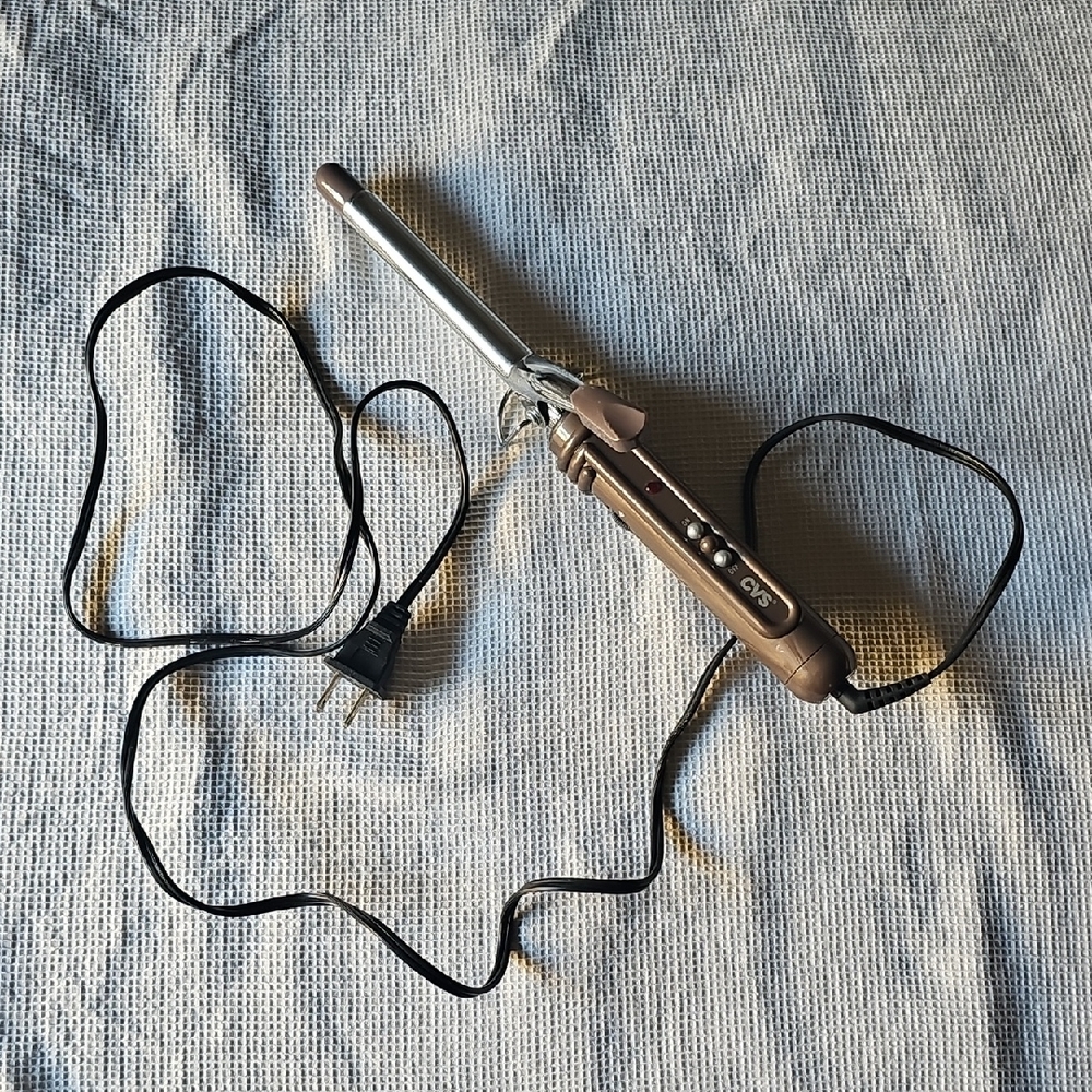 CVS 1.5 mm Curling Iron Tote J
